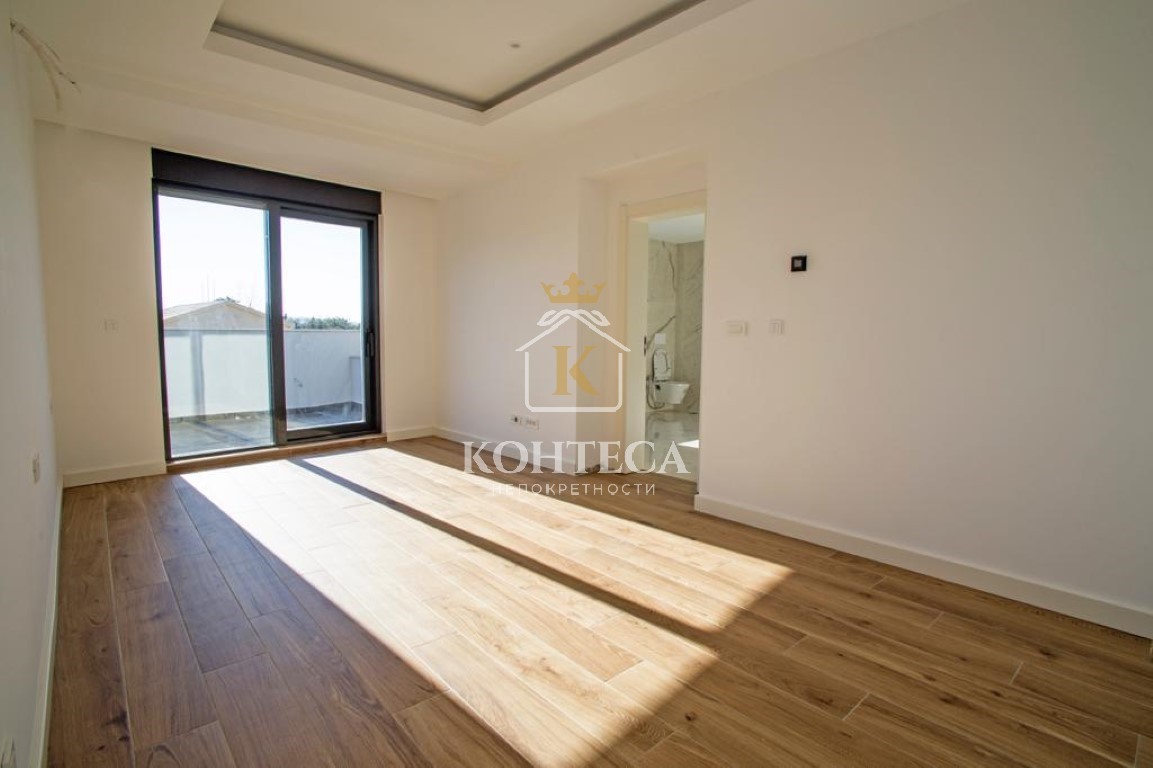 Двухкомнатная квартира в Тиват, продажа